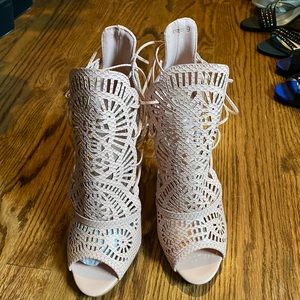 Pink snakeskin thin heel shoe